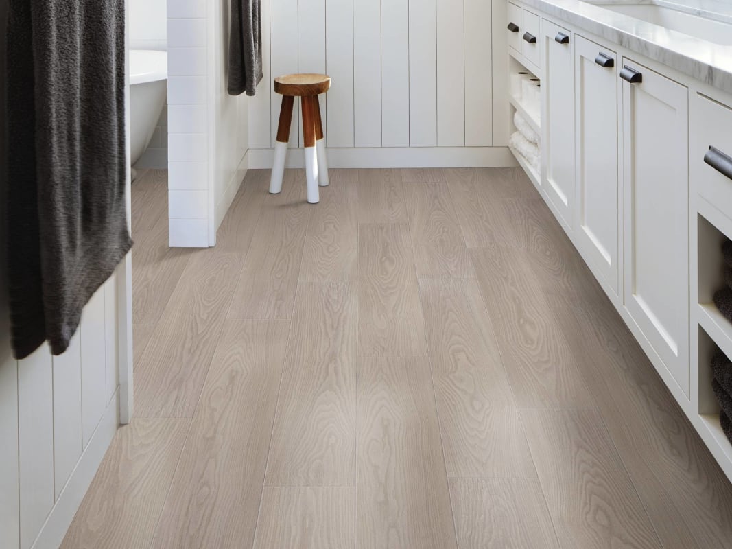 05228_2045V - Shaw Floorte - Distinction Plus - Earthy Taupe
