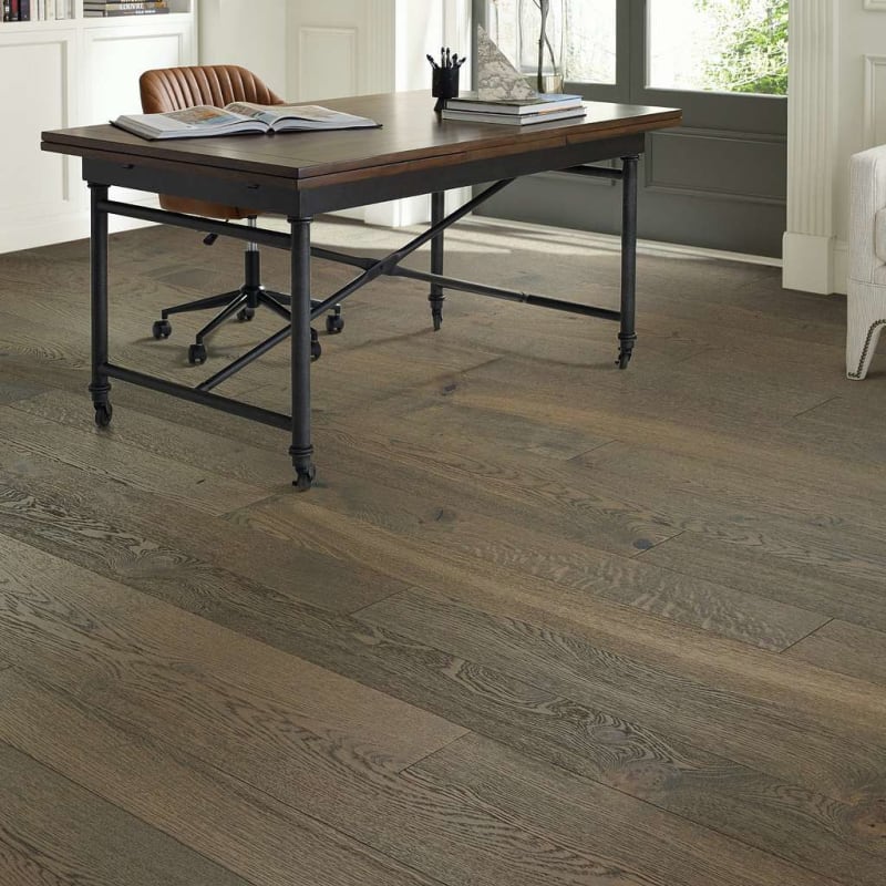 SW583-07024 - Shaw - Empire Oak - Morgan
