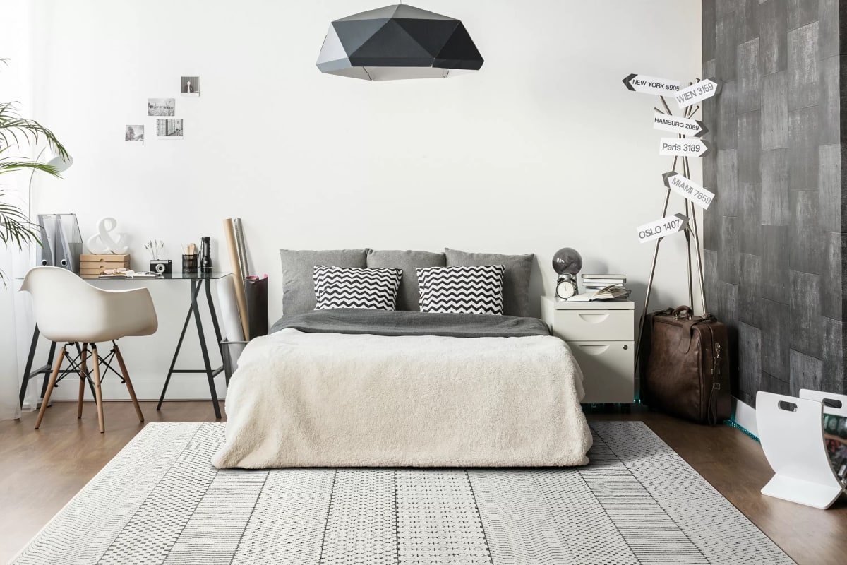 LT698140190 - Dynamic Rugs - LOTUS - Ivory Grey 8140-190 - 5' x 7'