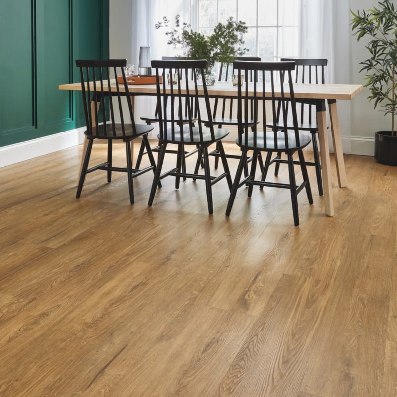 RKP8237 - Karndean - Korlok Select - Glenmore Oak