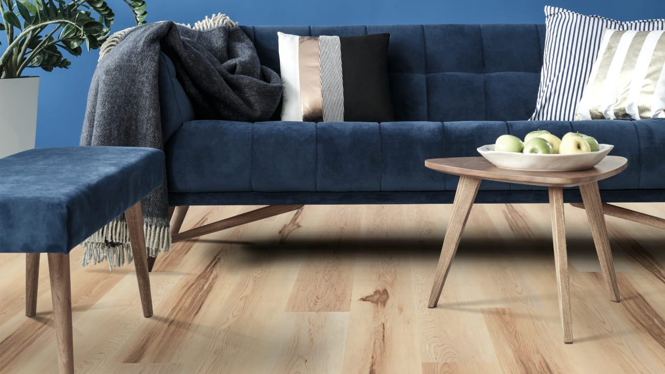 VV017-01019 - COREtec Pro - Classics 7 x 48 - Roswell Hickory