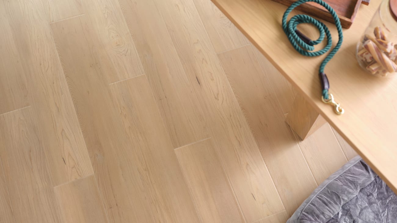 VV800-05035 - COREtec Pro - Premium 7 x 48 Integrated Bevel - Douglas Maple