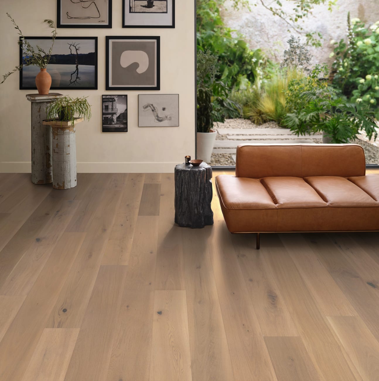 AA847-11095 - Anderson Tuftex - Chateau Oak - Courtyard