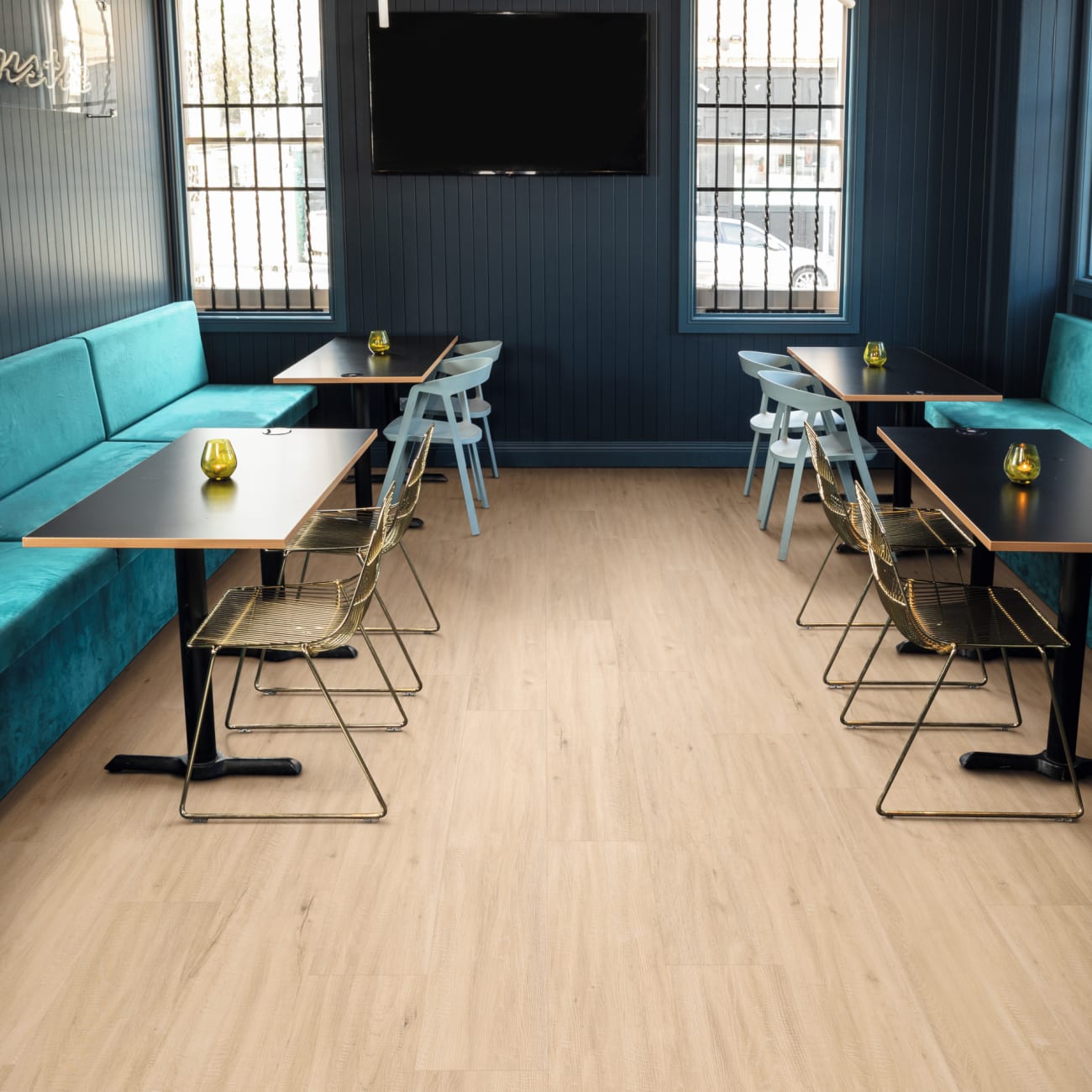 LLP356 - Karndean - LooseLay Longboard - Field Oak