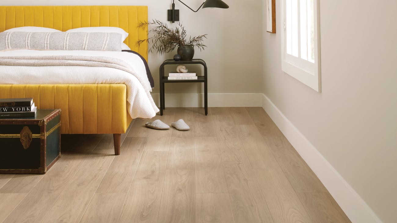 VV735-05023 - COREtec Originals - Premium 7 x 60 Integrated Bevel - Allegiant Walnut