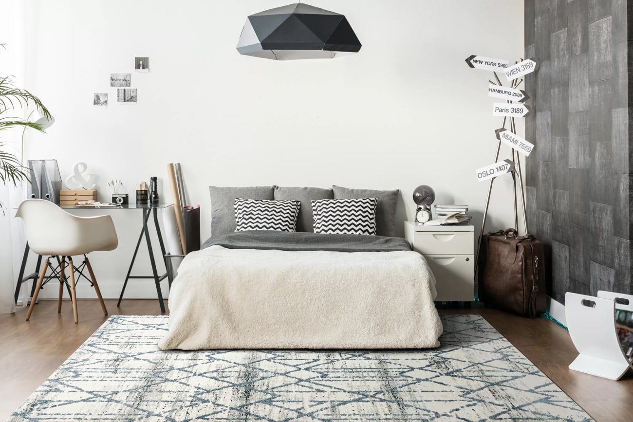 TY9124604105 - Dynamic Rugs - TROYA - Ivory Blue 4604-105 - 7.1' x 10.1'