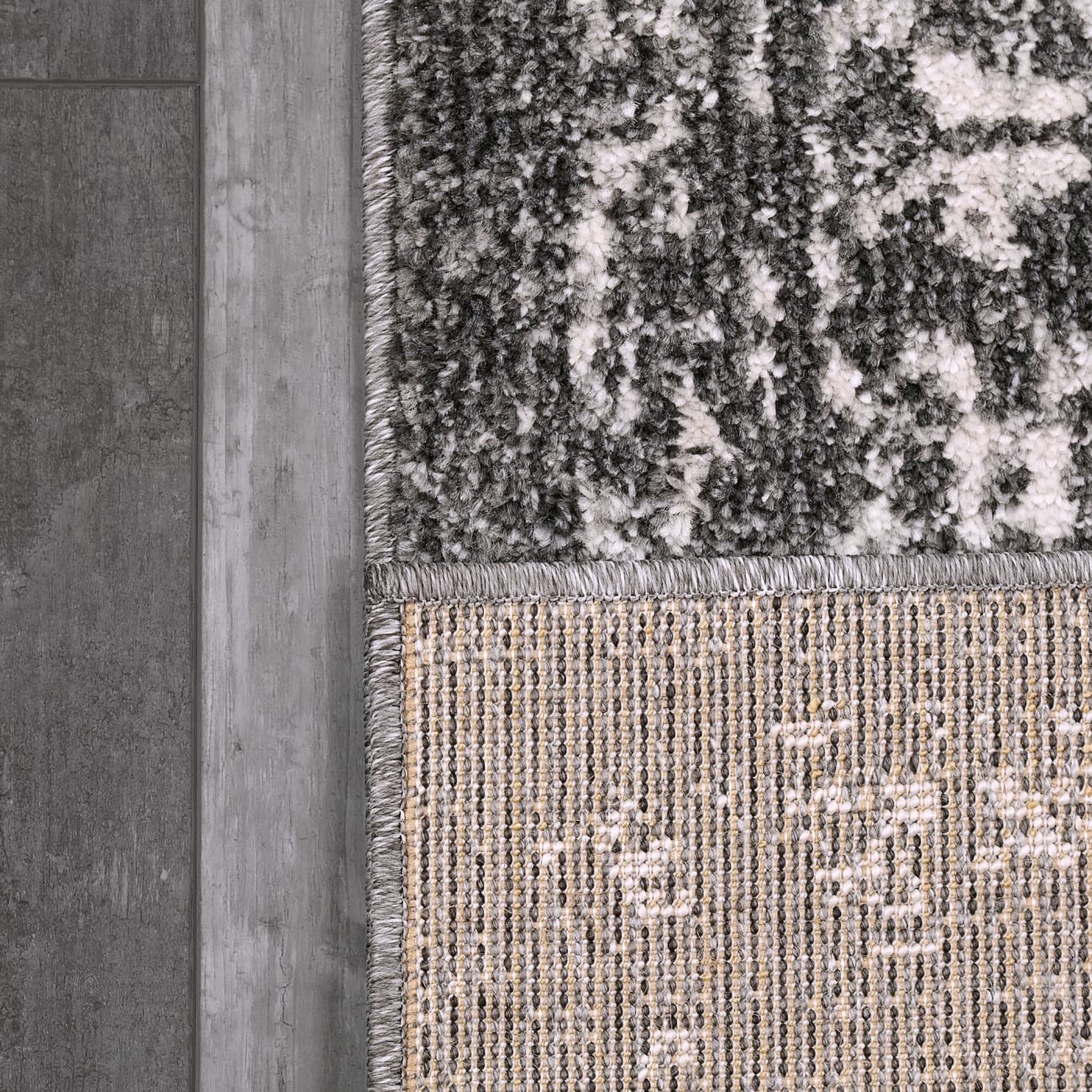 OSR56191910 - Dynamic Rugs - SOMA - Dark Grey Ivory 6191-910 - 5.3' Round