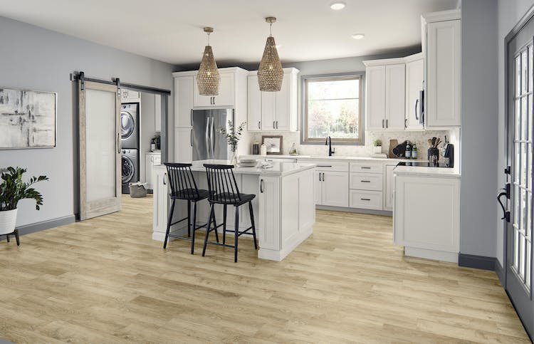 RSP102 - Mannington - REALTA Parkway SPC - Scandinavian Oak Natural
