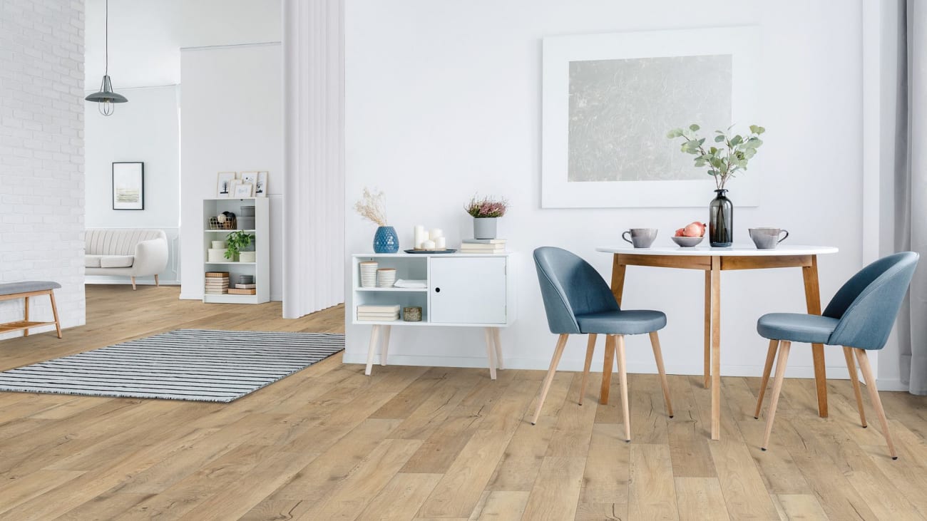 VV659-04007 - COREtec - COREtec Plus HD 5" x 48" - Halsman Oak