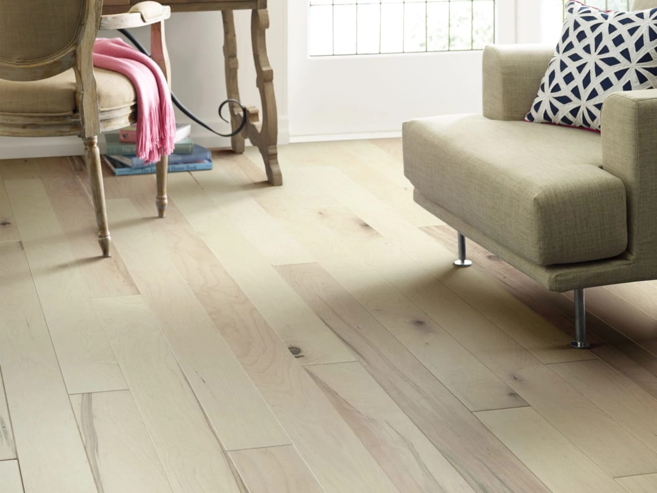 SW697-01041 - Shaw Repel Epic Plus - Eclectic Maple - Americana