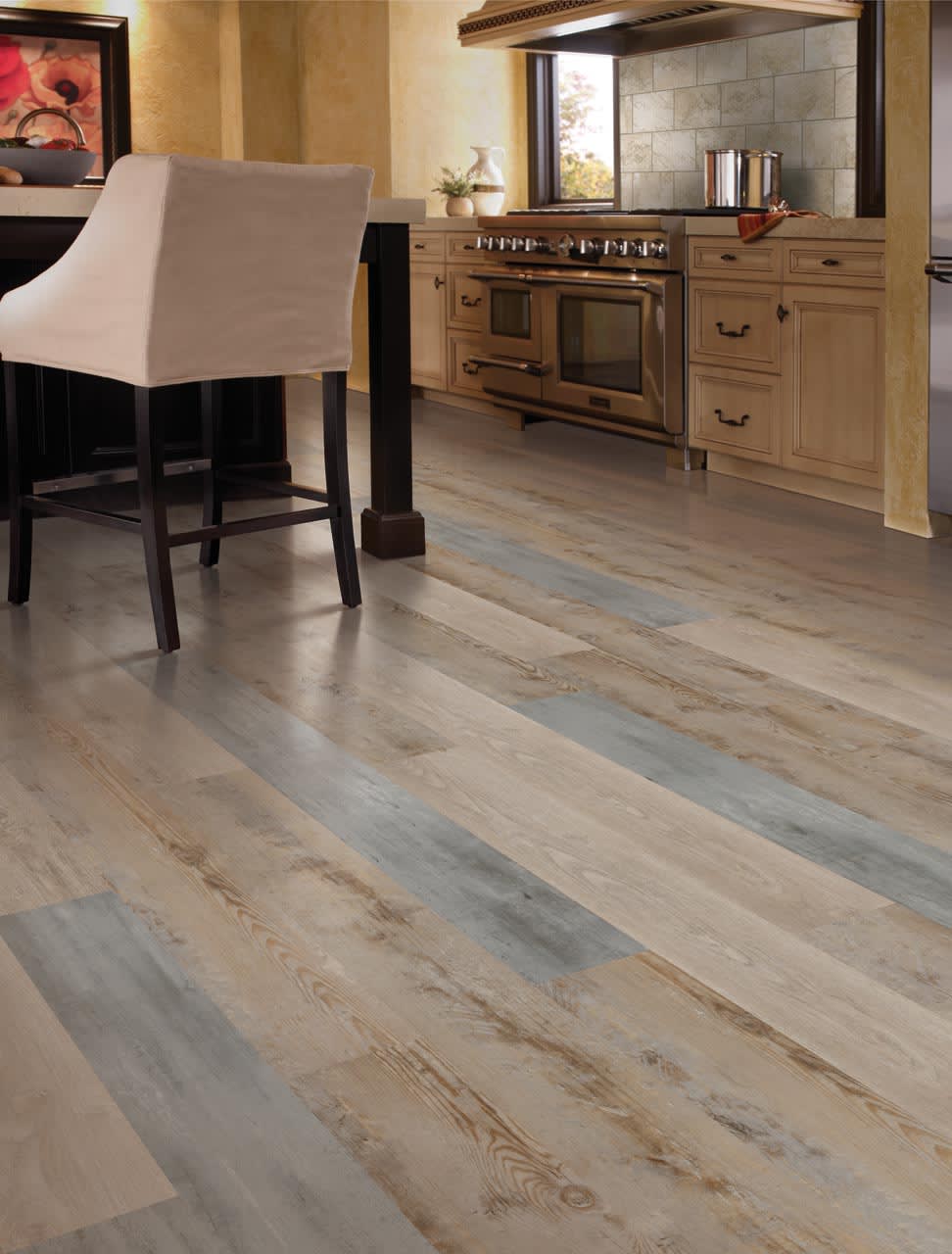 ECS21-924 - Mohawk SolidTech Select - Explorer's Cove - Metallic Shadows