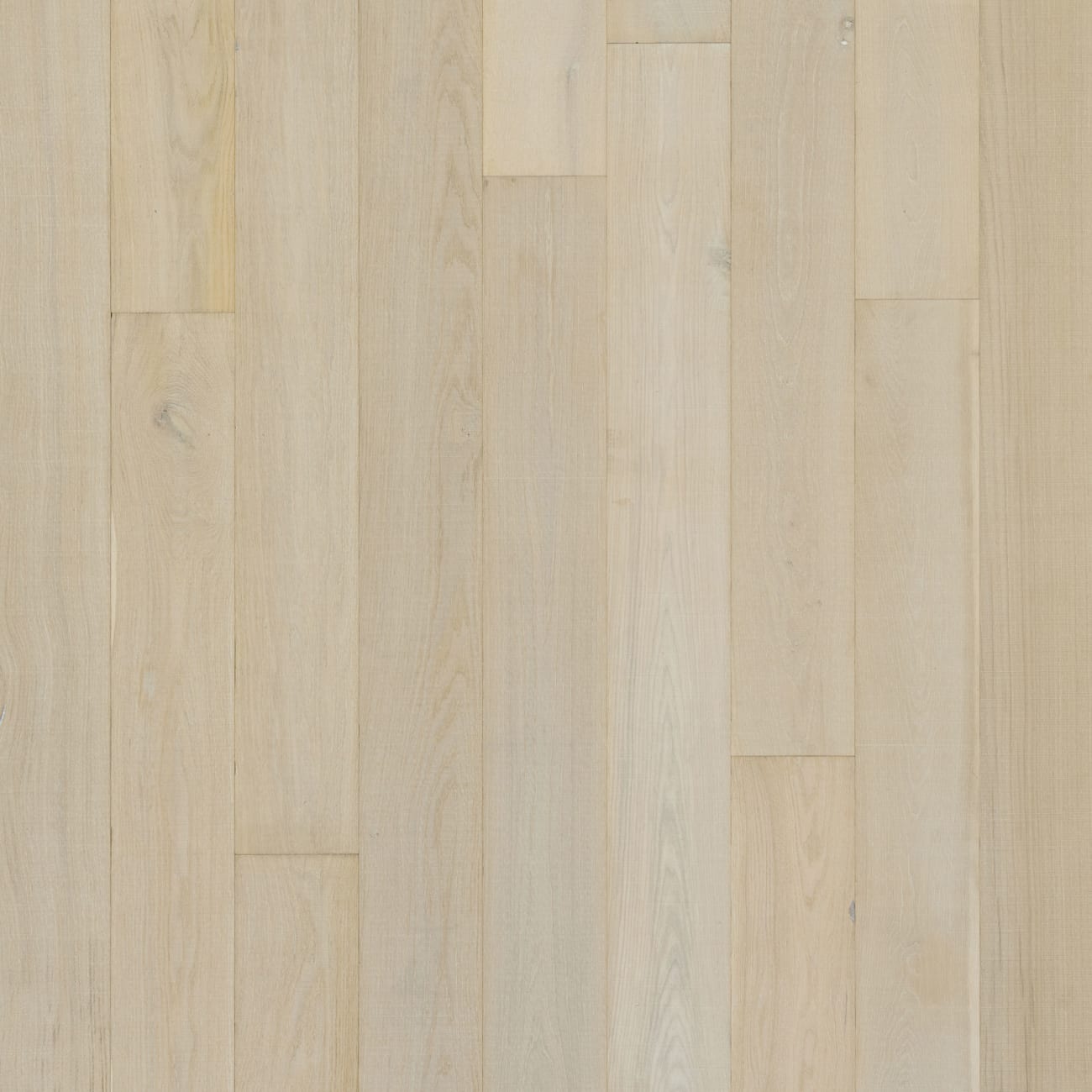 WEK53-01 - Mohawk TecWood Plus - Cottage Manor - Cappuccino Froth