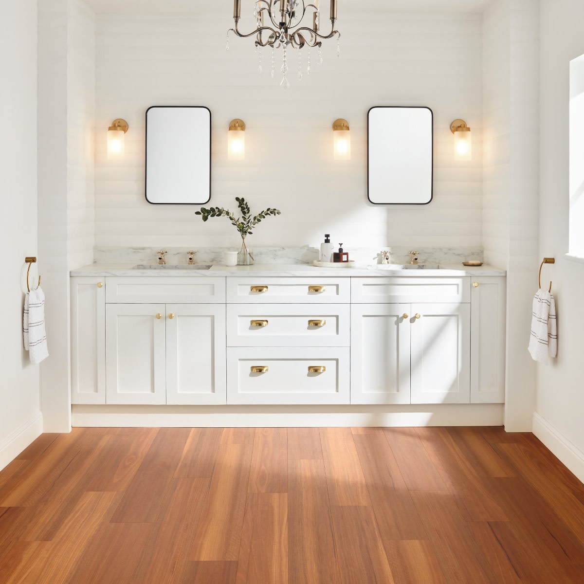 SCB144 - Karndean - Van Gogh Rigid Core - Auburn Spotted Gum