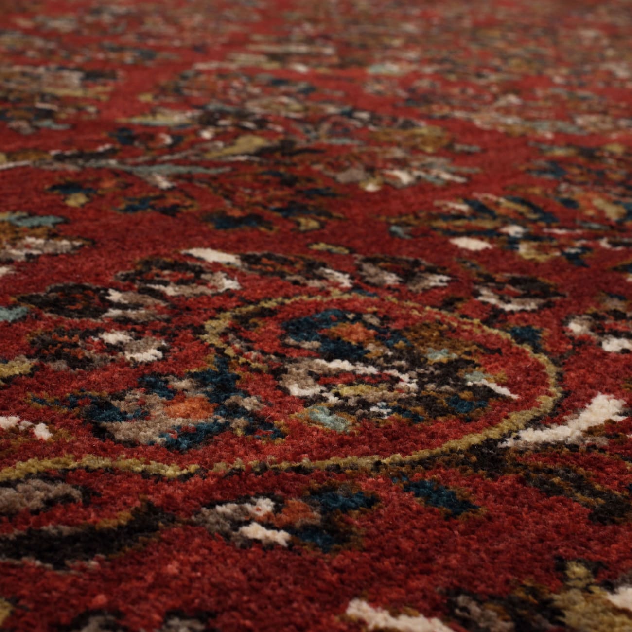 91648-30048-041065 - Karastan - Spice Market - Berdan Garnet - 3' 5" X 5' 5"