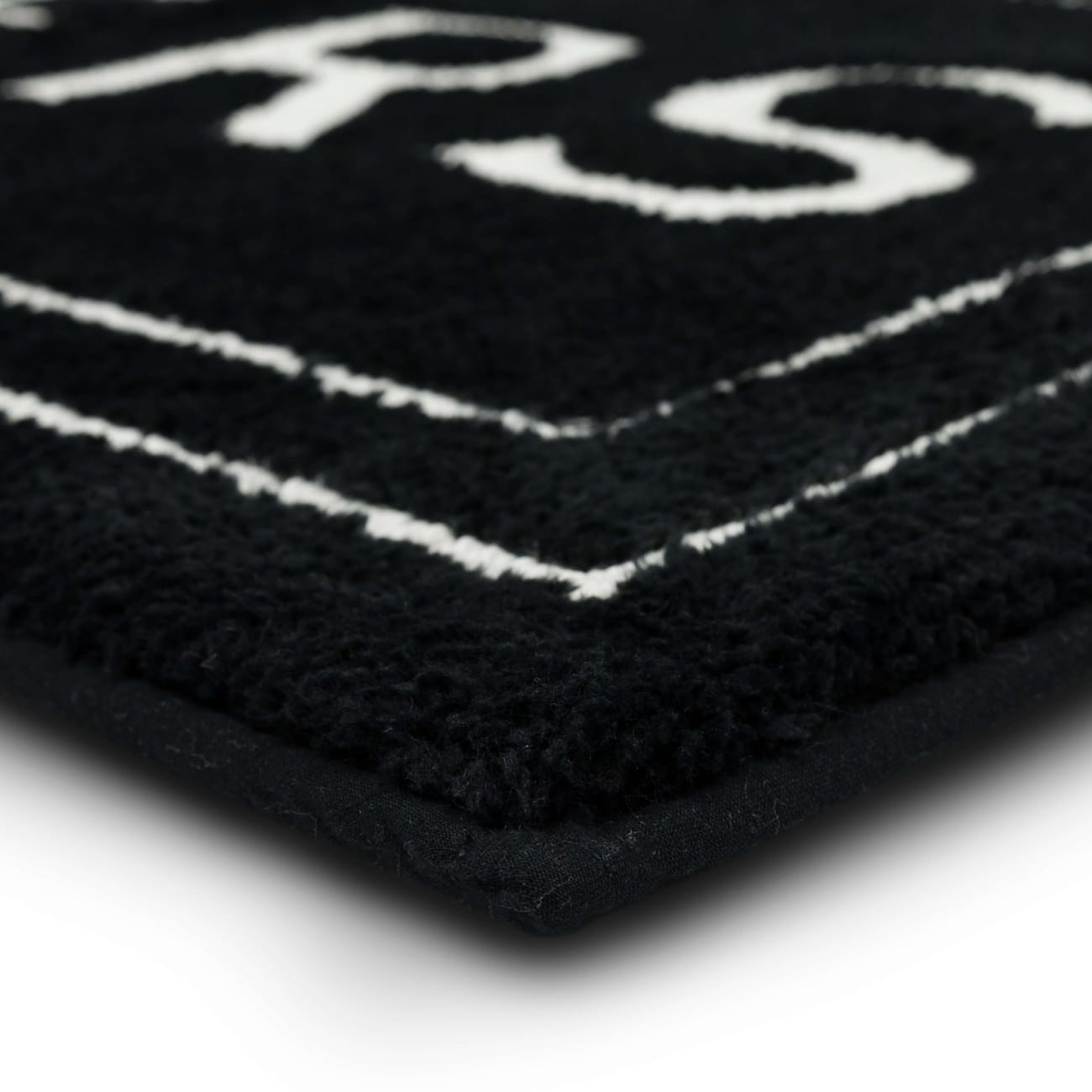 Knitted Bath - Hers White/Black N6260-9994 - Mohawk Home - Knitted Bath - Hers White/Black N6260