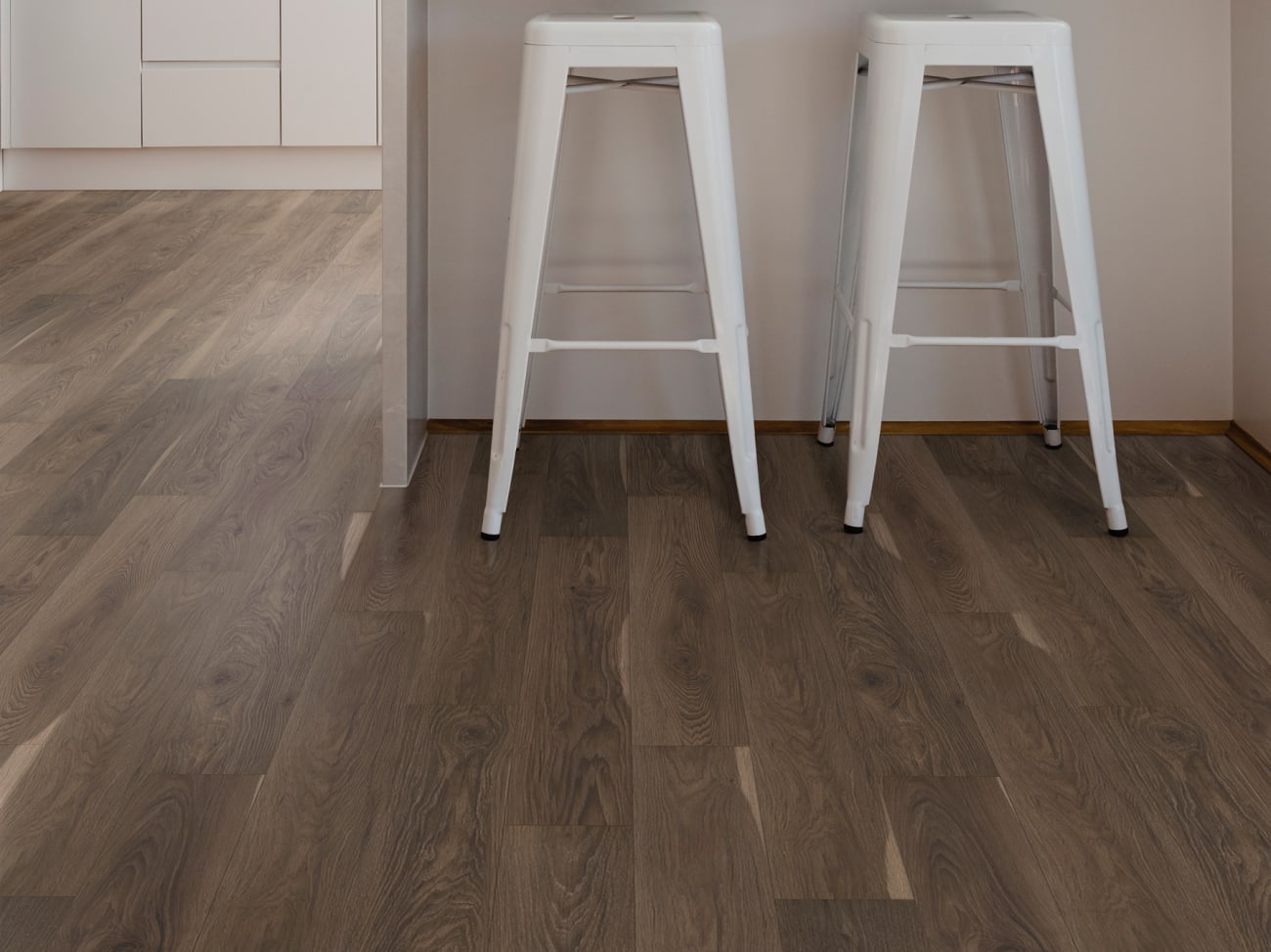 07232_1051V - Shaw Floorte - Pantheon HD Plus Natural Bevel - Charred Earth