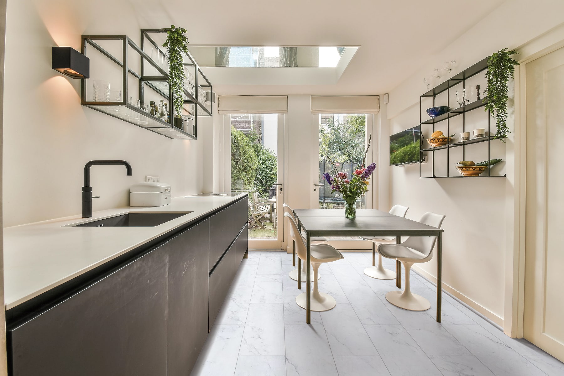 COREtec Tile - Plus Tile - Bianco Marble