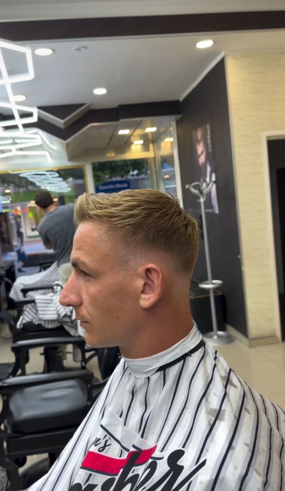 Main Barbershop – Impression 5