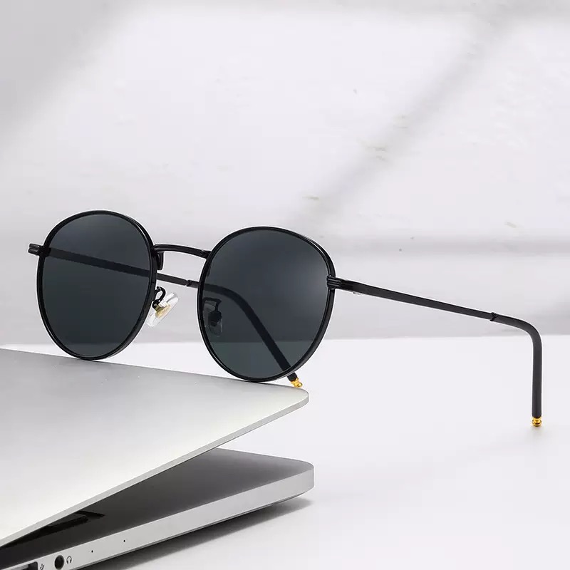Metal sunglasses