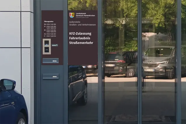Beschilderung Außenstellen Landratsamt Garmisch-Partenkirchen