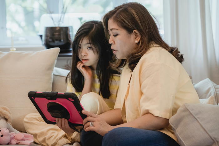 Knowing how to encourage kids to read