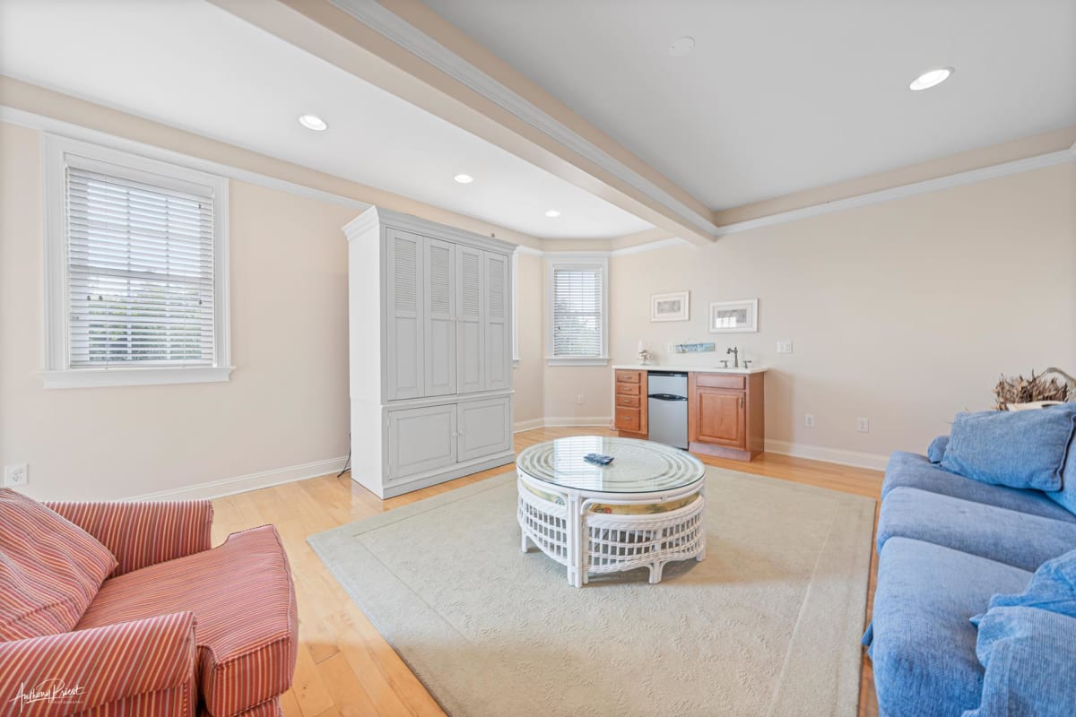 25 Seabreeze Lane, Avalon