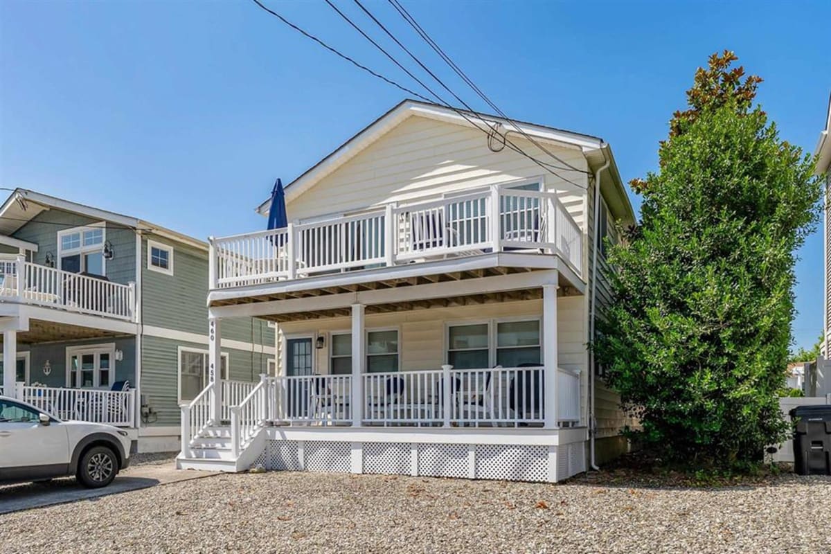 460 20th Street, Avalon