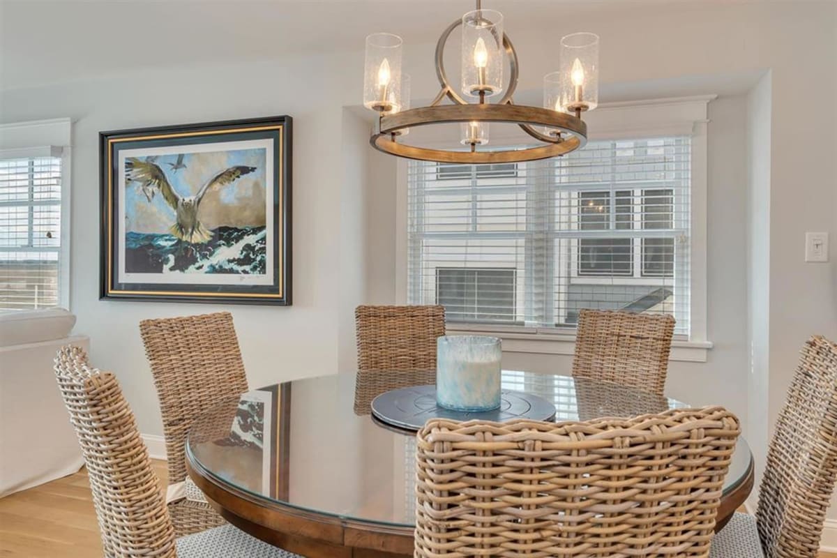 694 22nd St, Unit W, Avalon