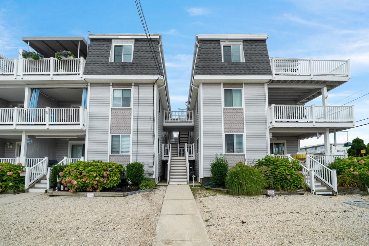 295 78th Street, Unit 5, Avalon