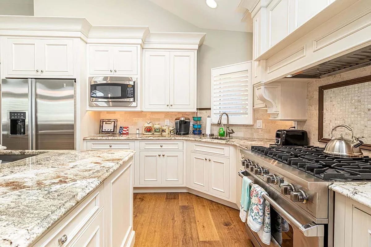 178 37th Street, Avalon