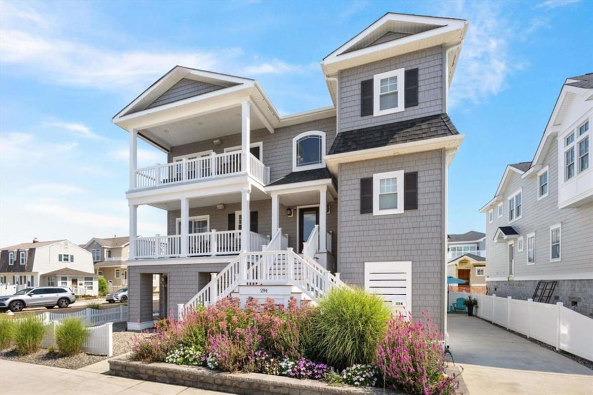 294 86th Street, Stone Harbor
