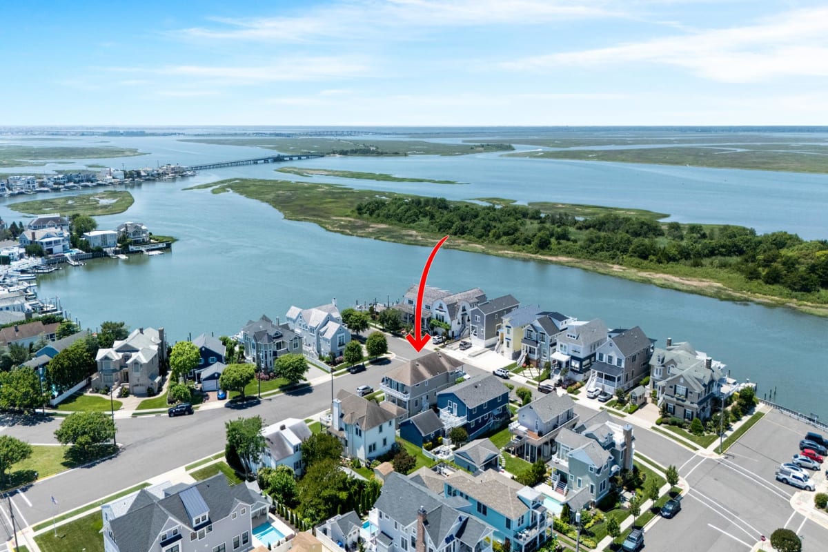11020 Sunset Drive, Stone Harbor