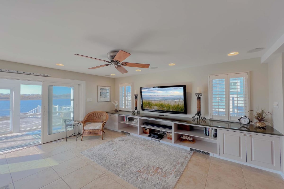 300 114th Street, Stone Harbor