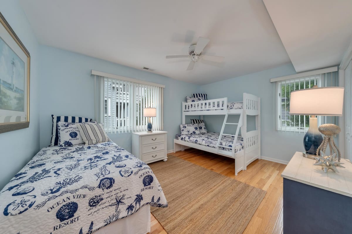 291 63rd Street, Avalon