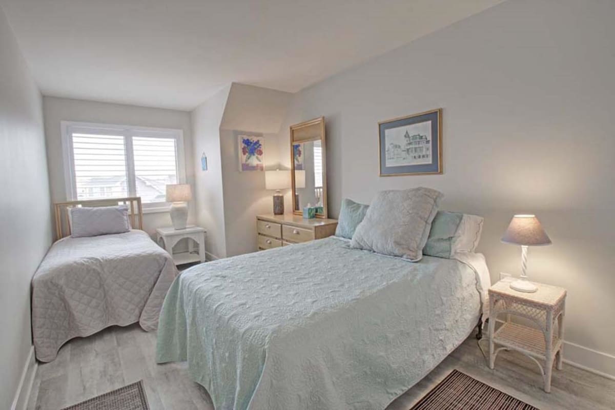 325 80th Street, Unit #16, Stone Harbor