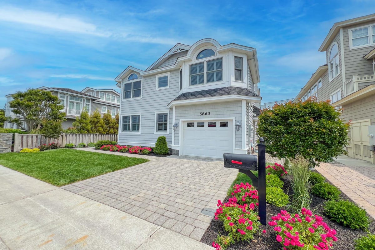 5863 Dune Drive, Avalon