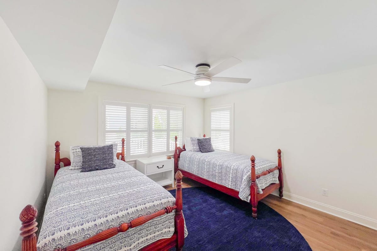 5863 Dune Drive, Avalon