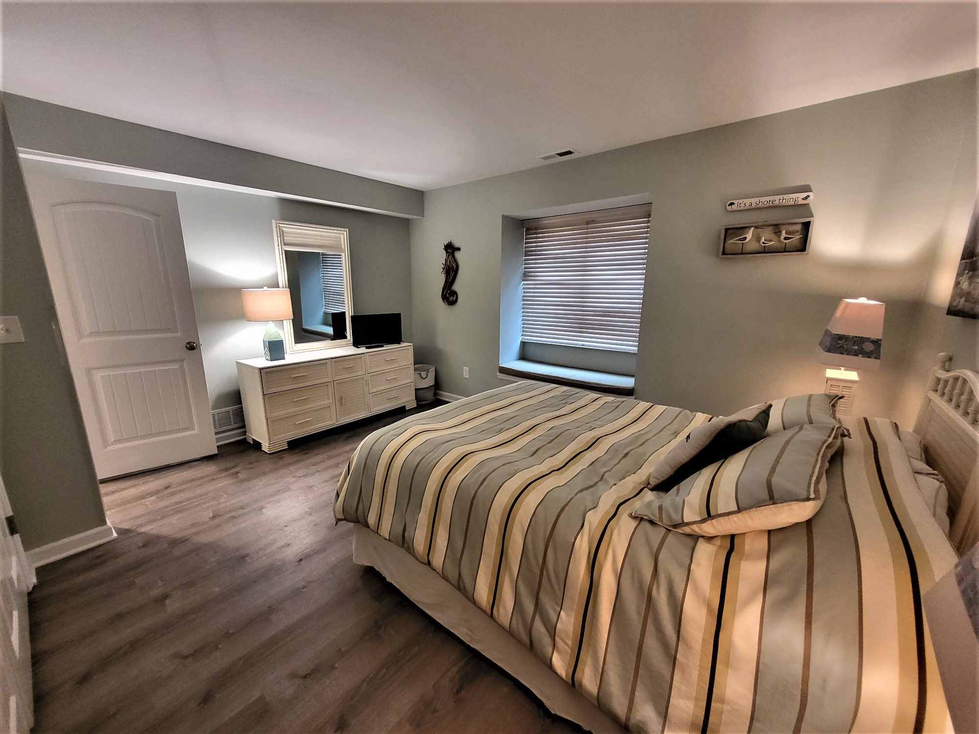 10800 3rd Avenue, Stone Harbor, NJ