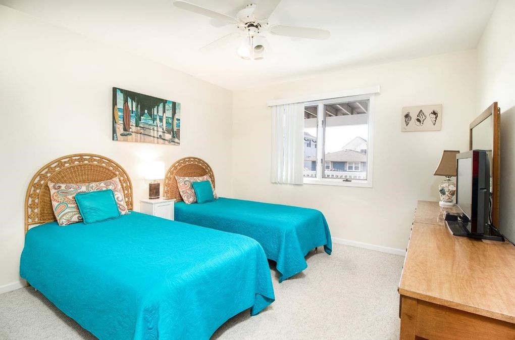 266 90th Street, Stone Harbor, NJ