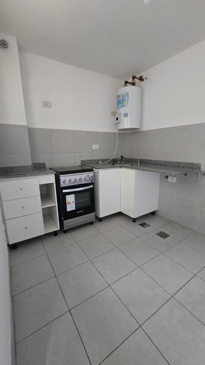 VENTA duplex 1 dormitorio calle LAS HERAS