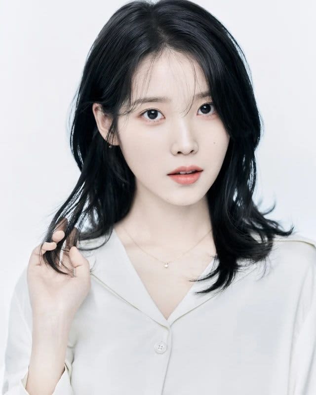 IU fotoğrafı