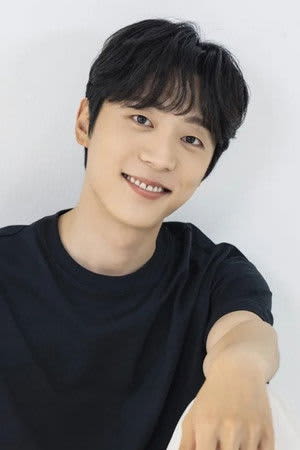 Shin Hyun Soo, A Bona Fide Killer dizisinde Seul Gi / Sergei Volansky