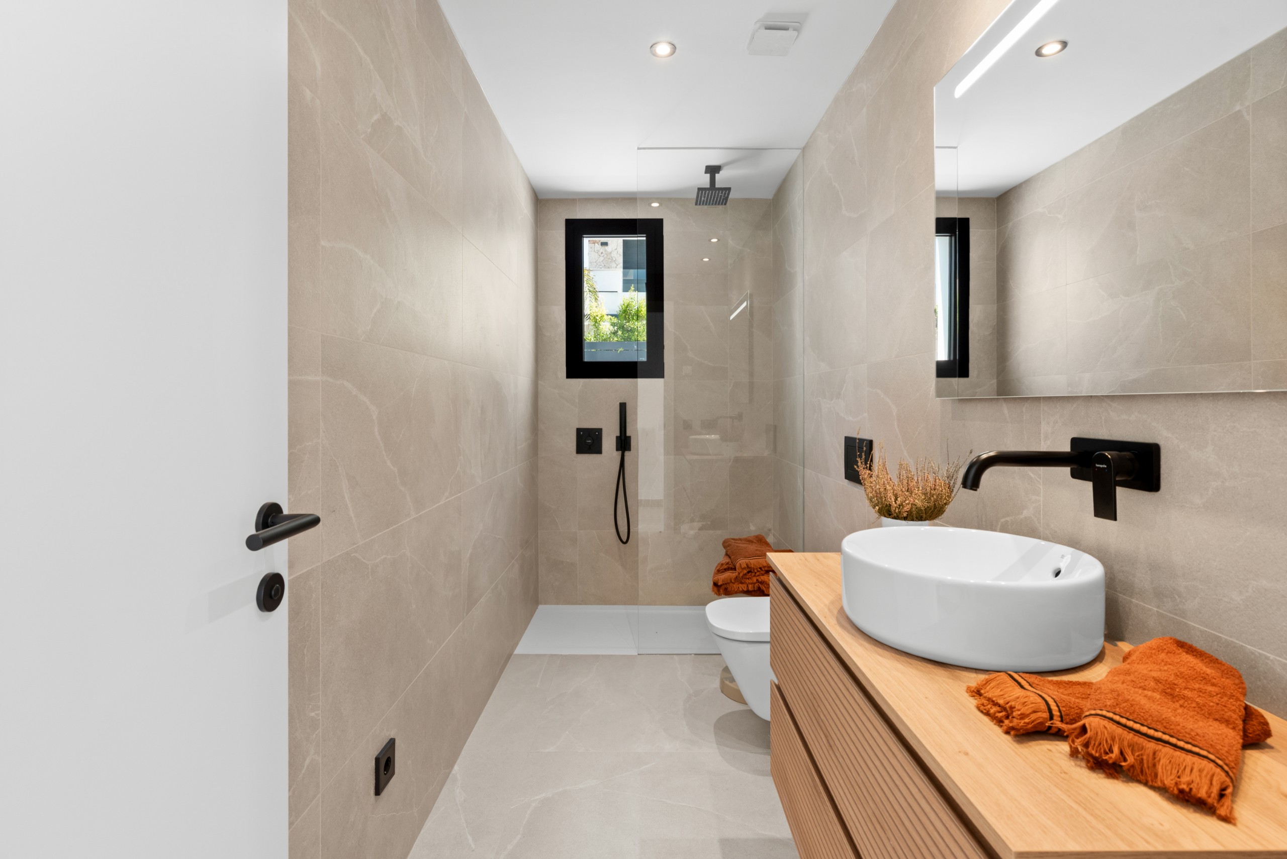 Brand-New Luxury Villa with panoramic Sea & Palma views in Marratxi 