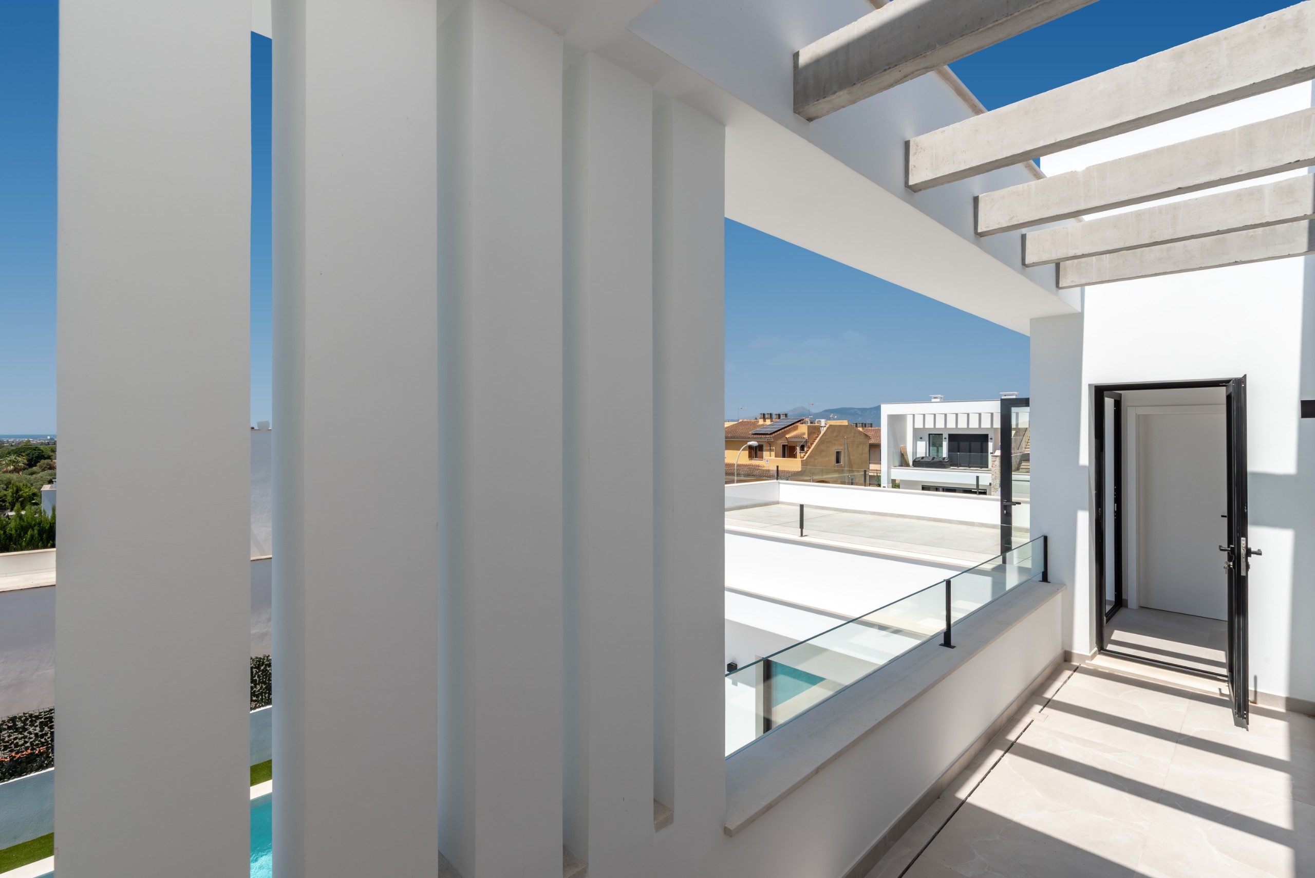 Brand-New Luxury Villa with panoramic Sea & Palma views in Marratxi 