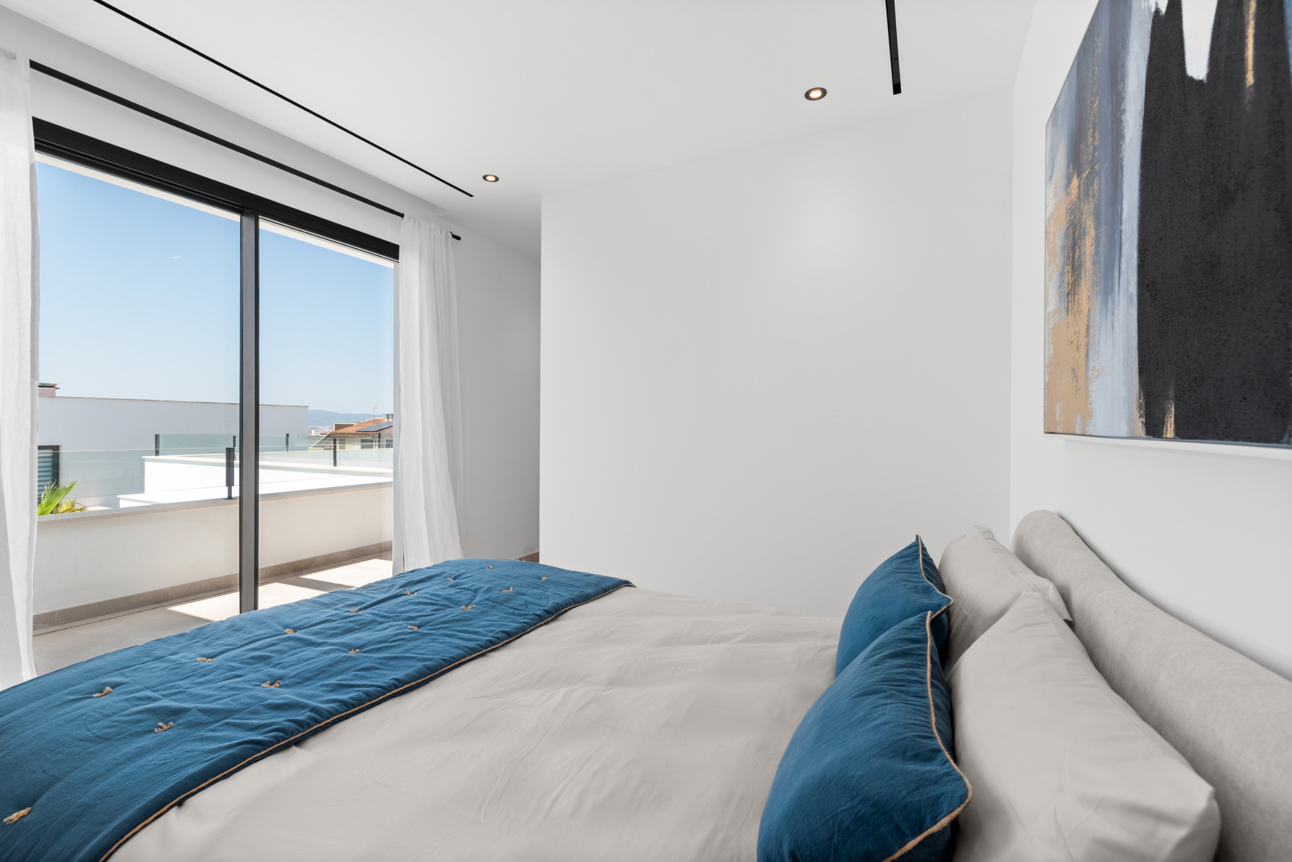 Brand-New Luxury Villa with panoramic Sea & Palma views in Marratxi 