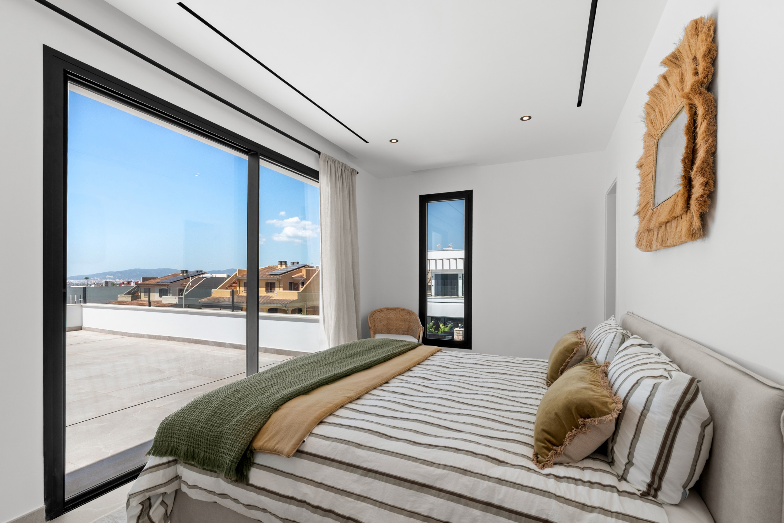 Brand-New Luxury Villa with panoramic Sea & Palma views in Marratxi 
