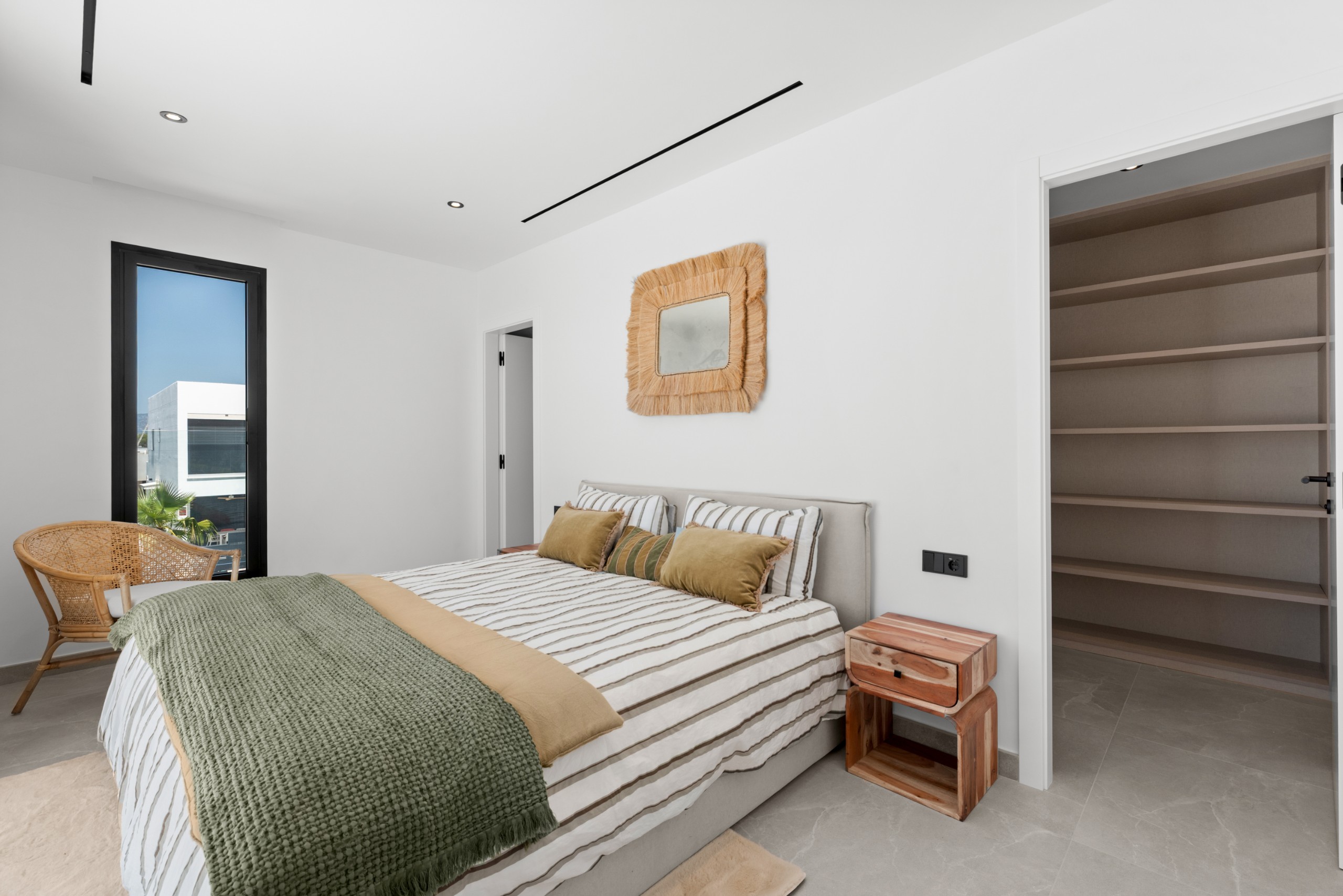 Brand-New Luxury Villa with panoramic Sea & Palma views in Marratxi 