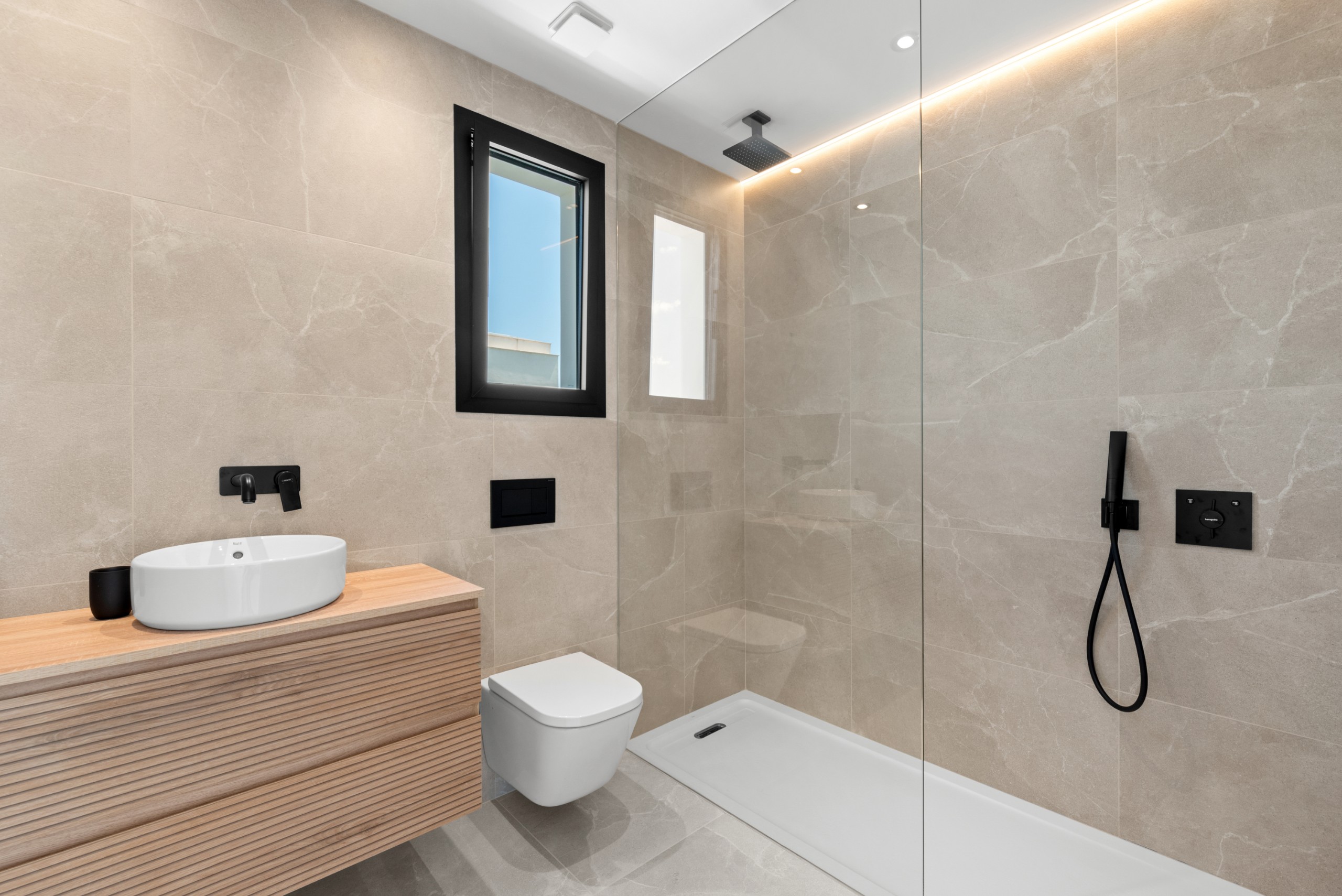 Brand-New Luxury Villa with panoramic Sea & Palma views in Marratxi 