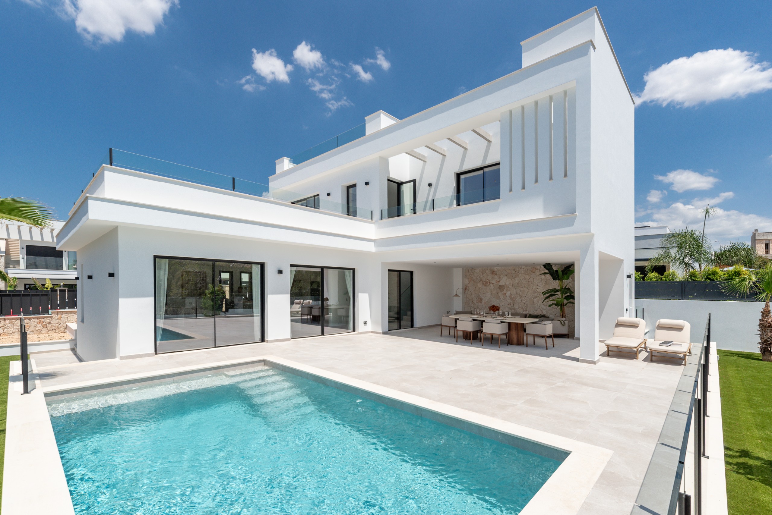 Brand-New Luxury Villa with panoramic Sea & Palma views in Marratxi