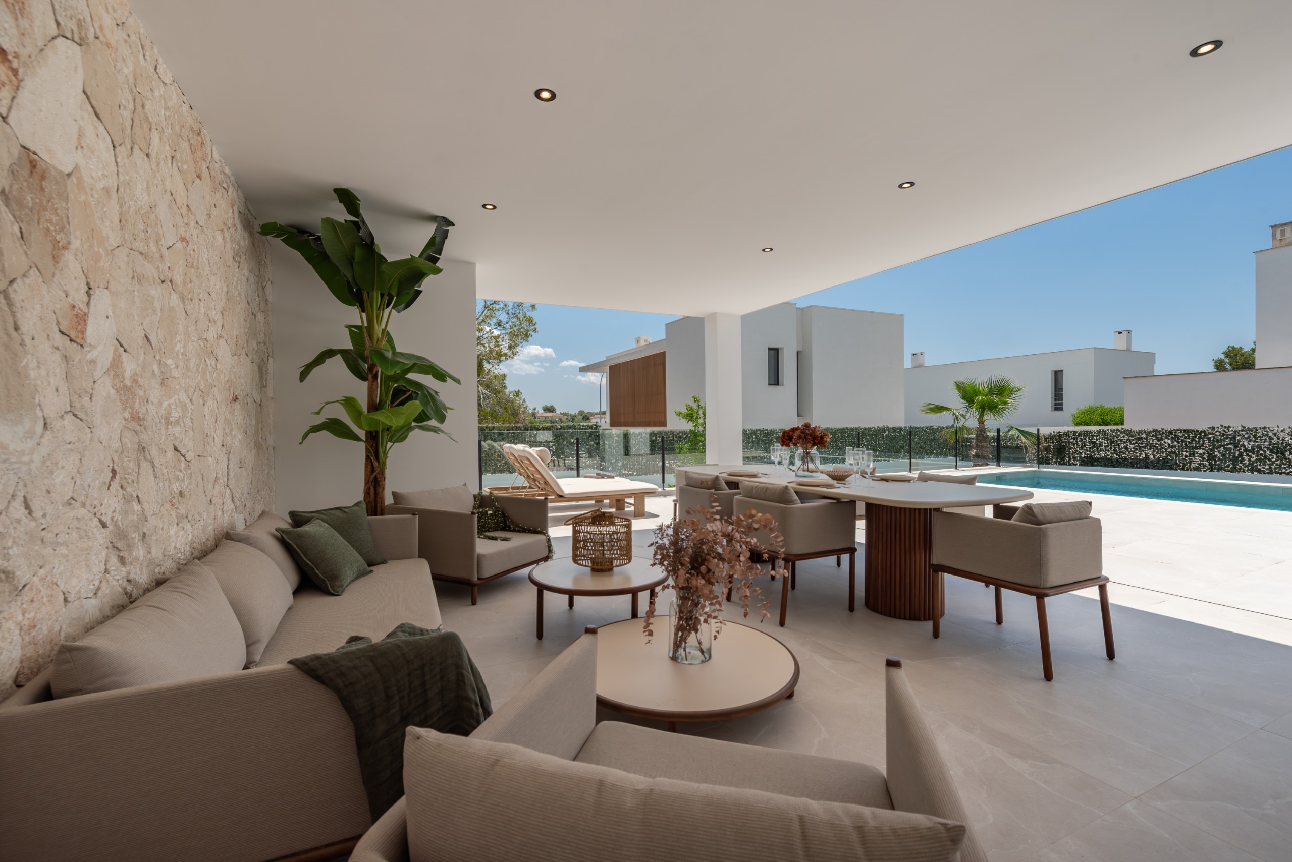 Brand-New Luxury Villa with panoramic Sea & Palma views in Marratxi 